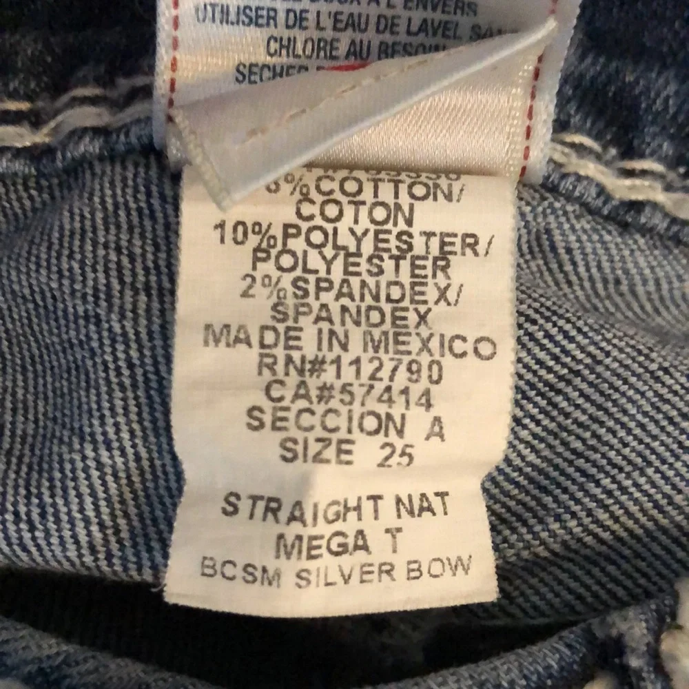 True Religion straight low‎ waist nat mega T jeans size 25 tall